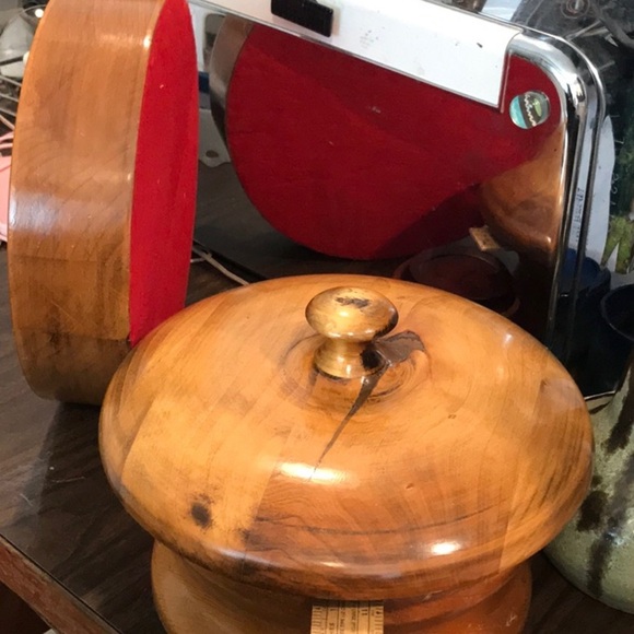 Myrtle Wood Turned Lidded Bowl with Mirror Red Felt Lining Made in Oregon - Picture 11 of 11